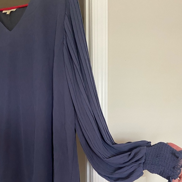 Dusty Blue Pleated Sleeve Blouse - Picture 3 of 3